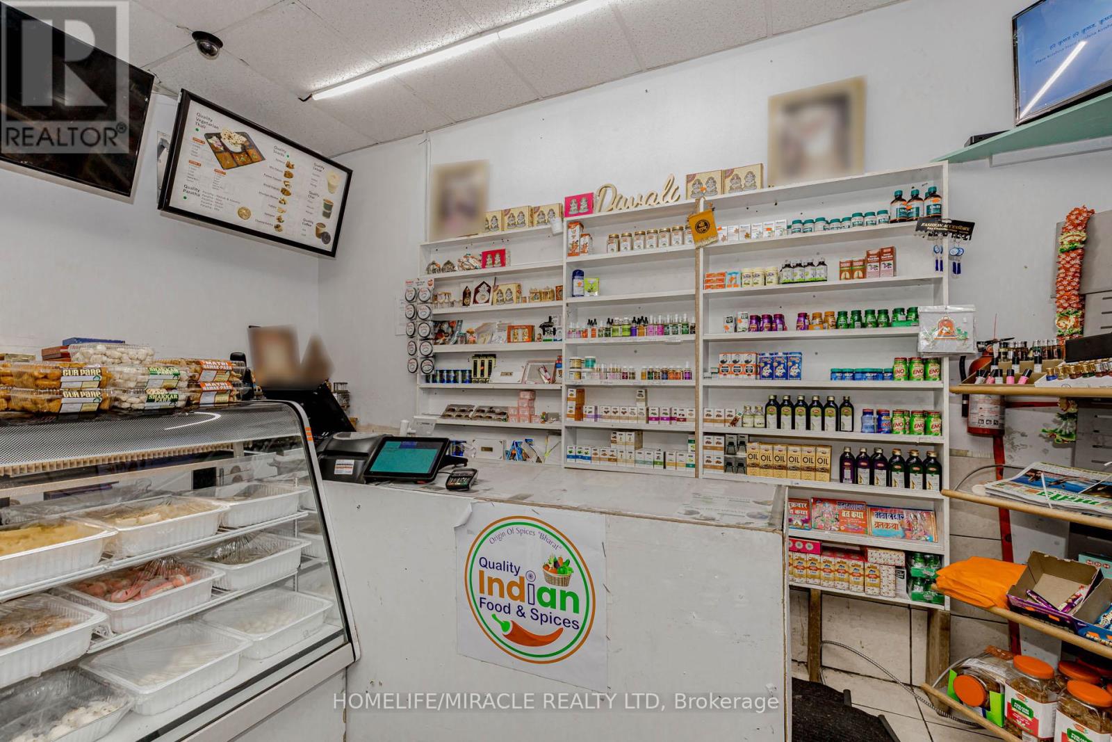 #16 - 500 WILLOW ROAD