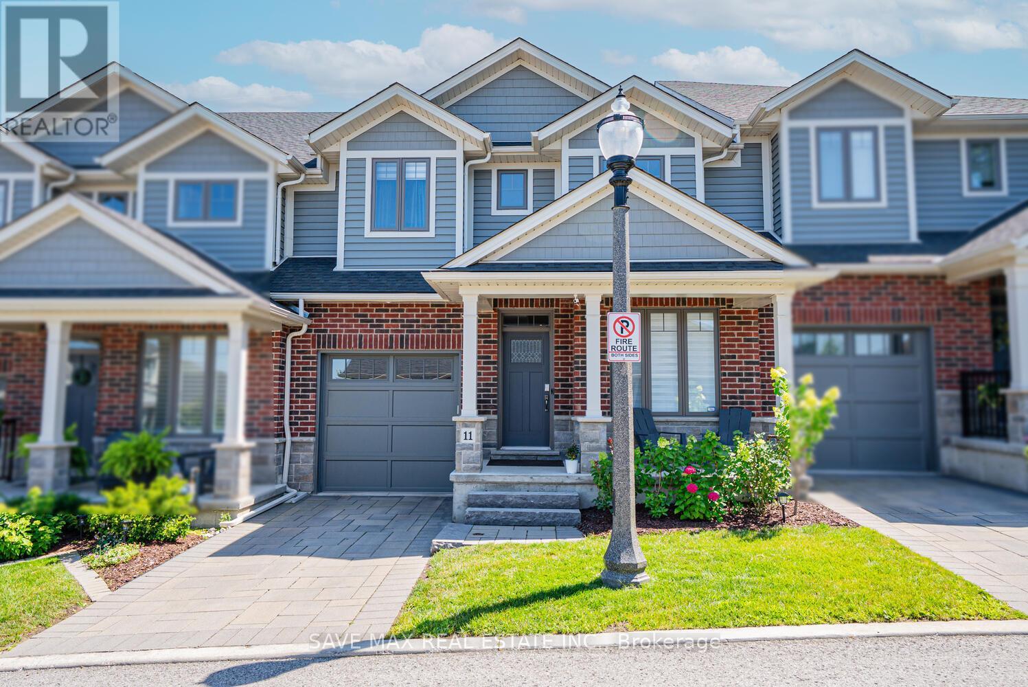 11 - 2848 KING STREET