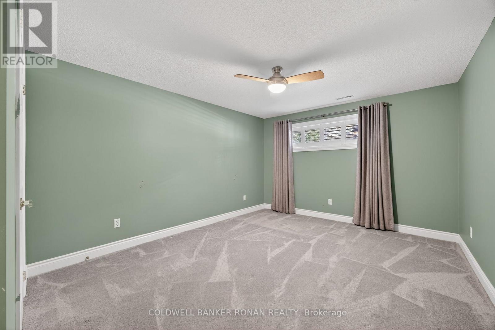 21 - 8 MONTEBELLO TERRACE