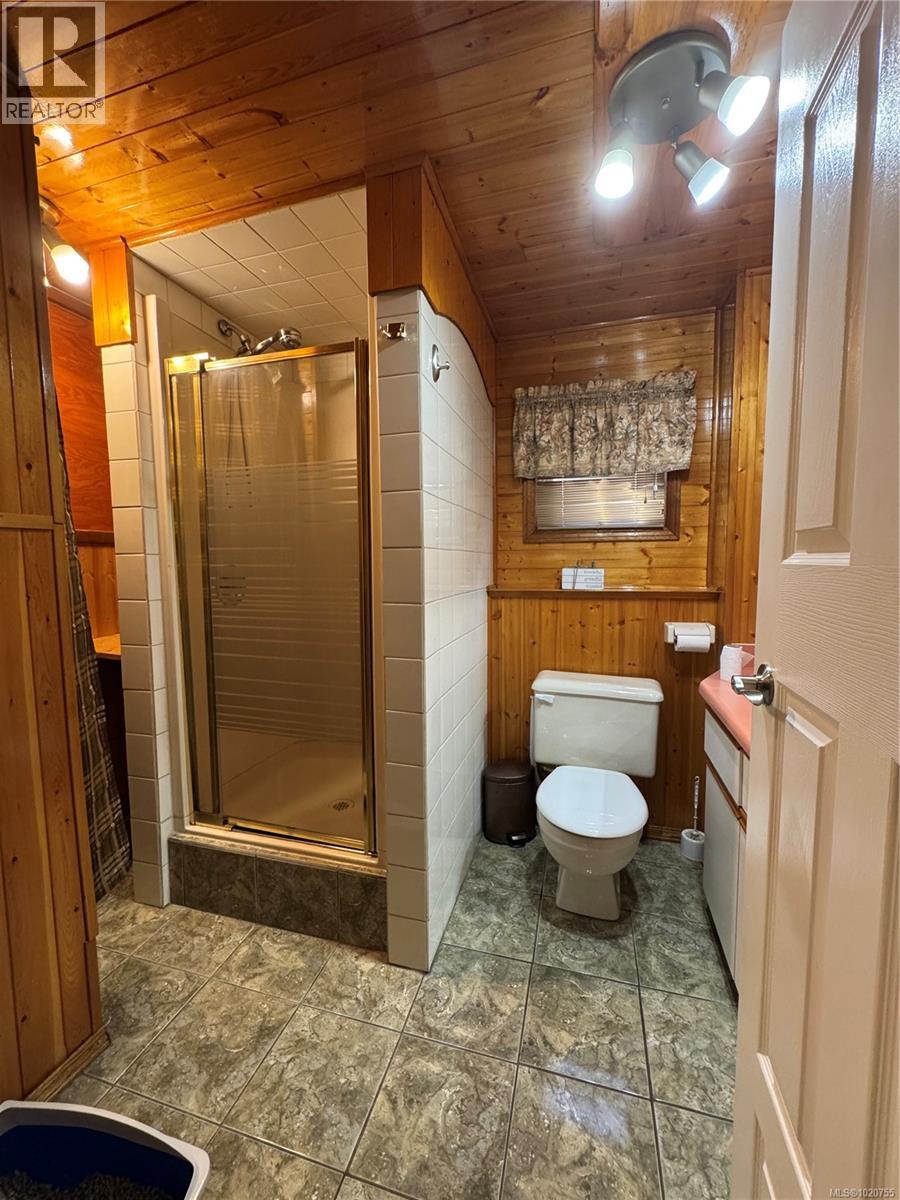 594 Hummingbird Lane