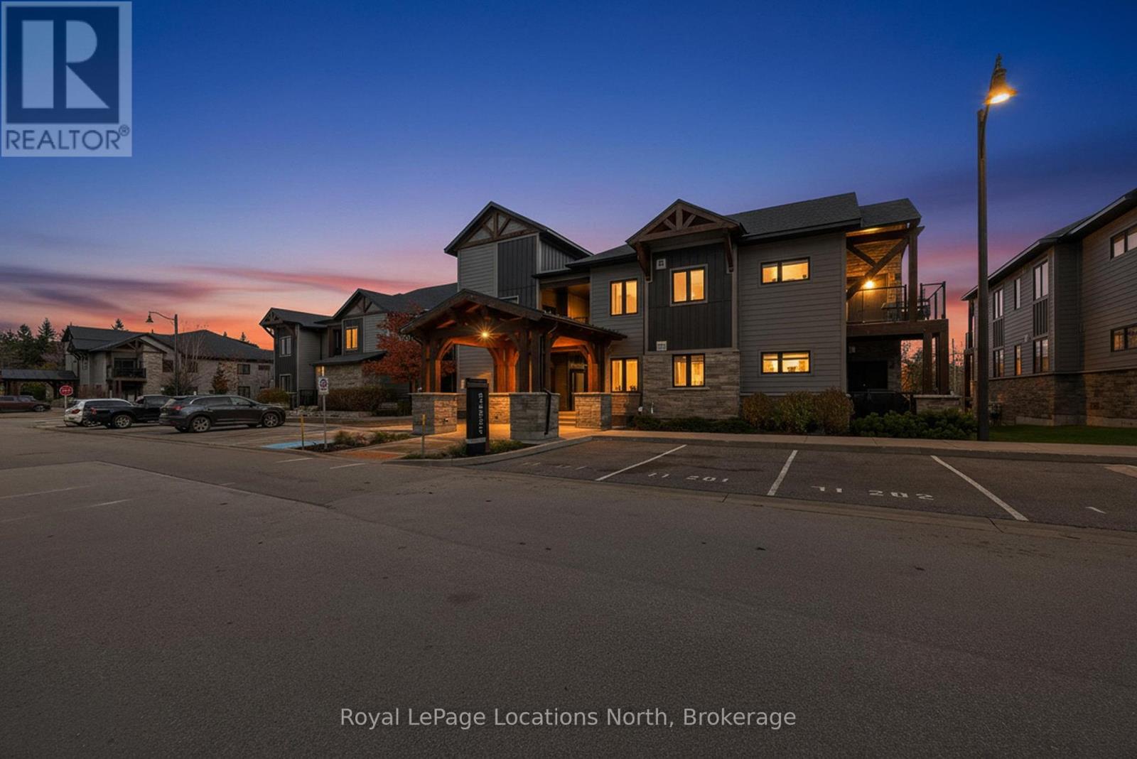 204 - 11 BEAUSOLEIL LANE