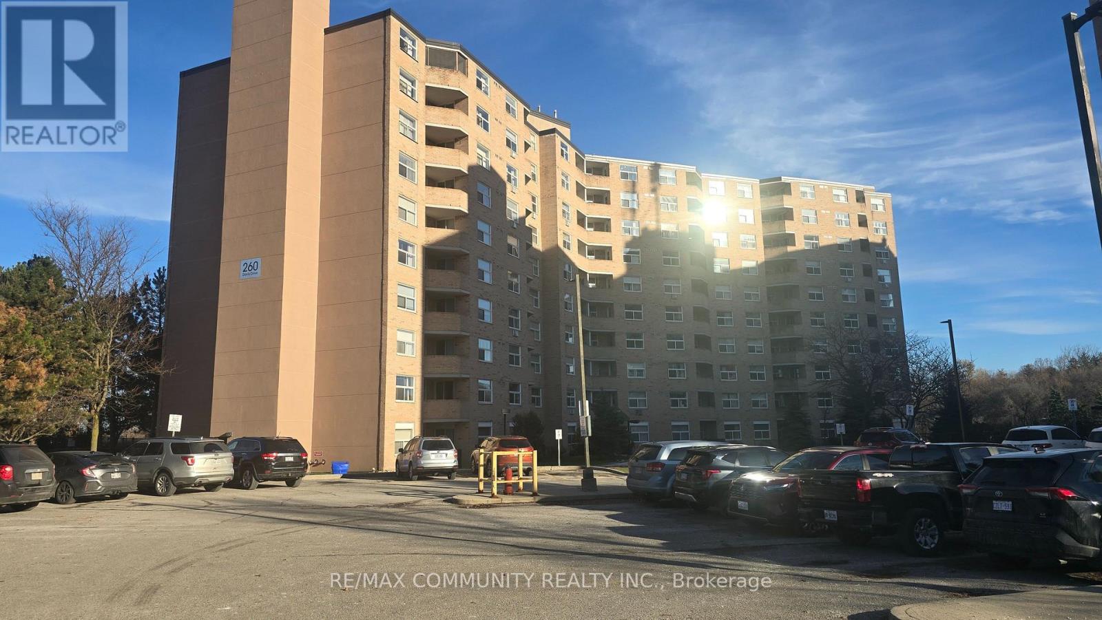 907 - 260 DAVIS DRIVE