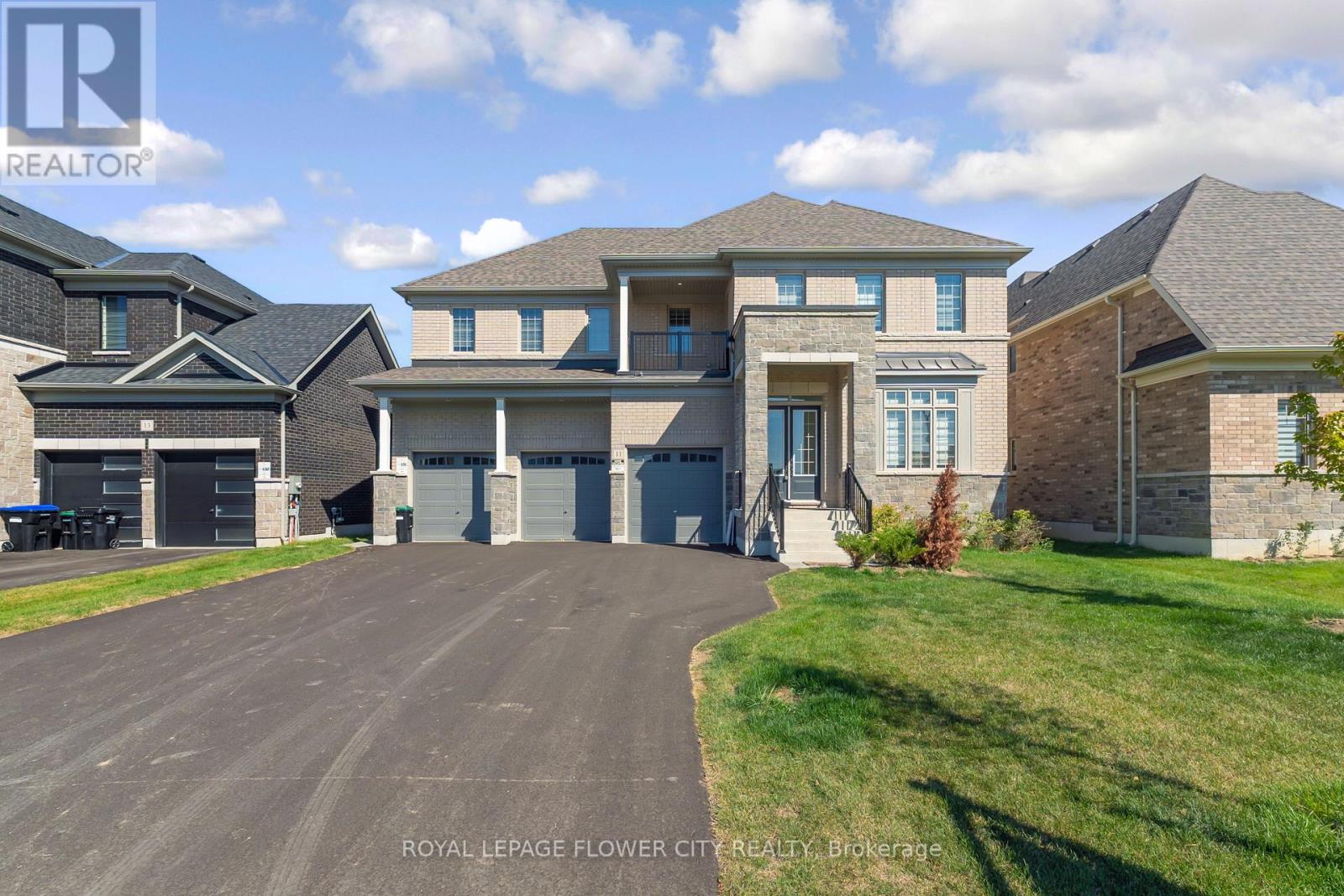 11 WINTERGREEN LANE W