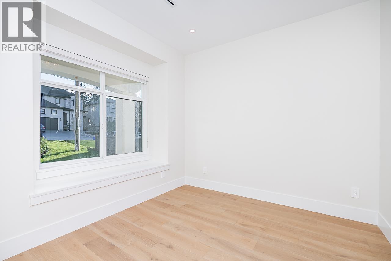 897 COTTONWOOD AVENUE