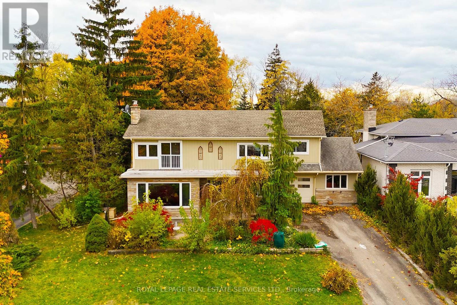 411 NIAGARA BOULEVARD