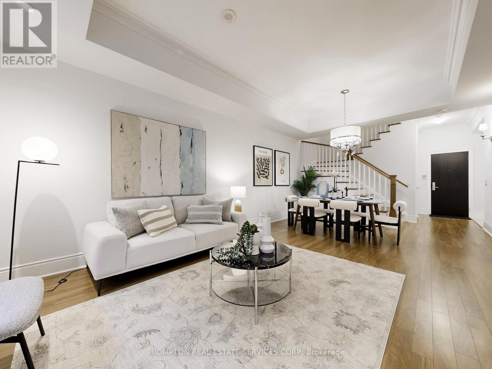 TH4 - 500 DORIS AVENUE