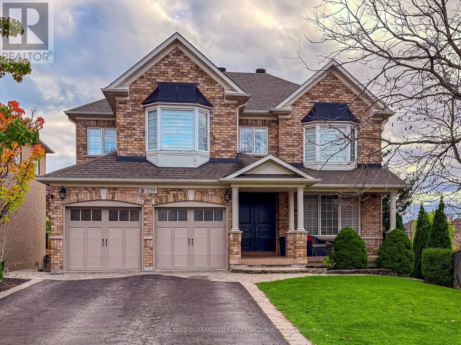 129 BARBERRY CRESCENT