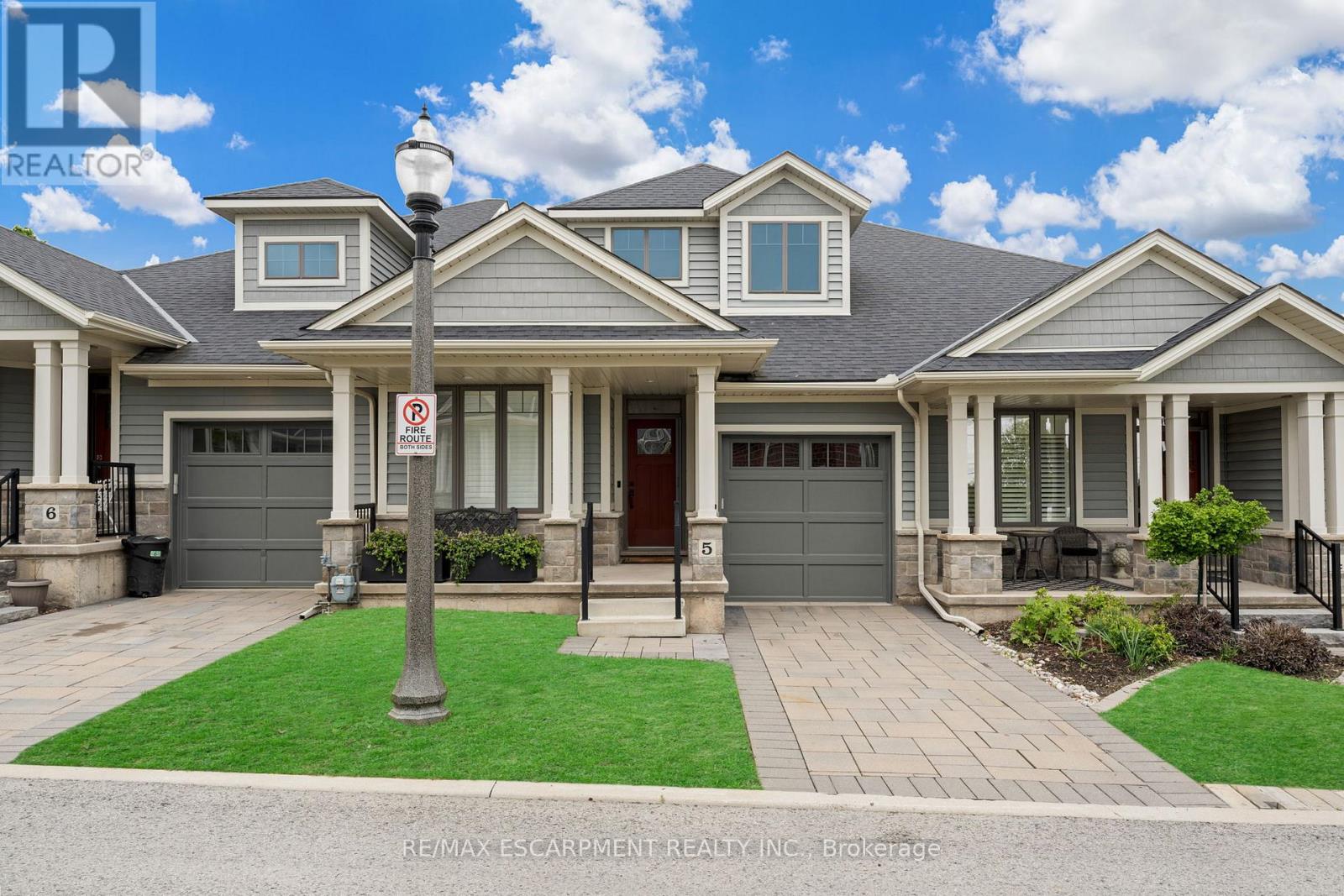 5 - 2848 KING STREET