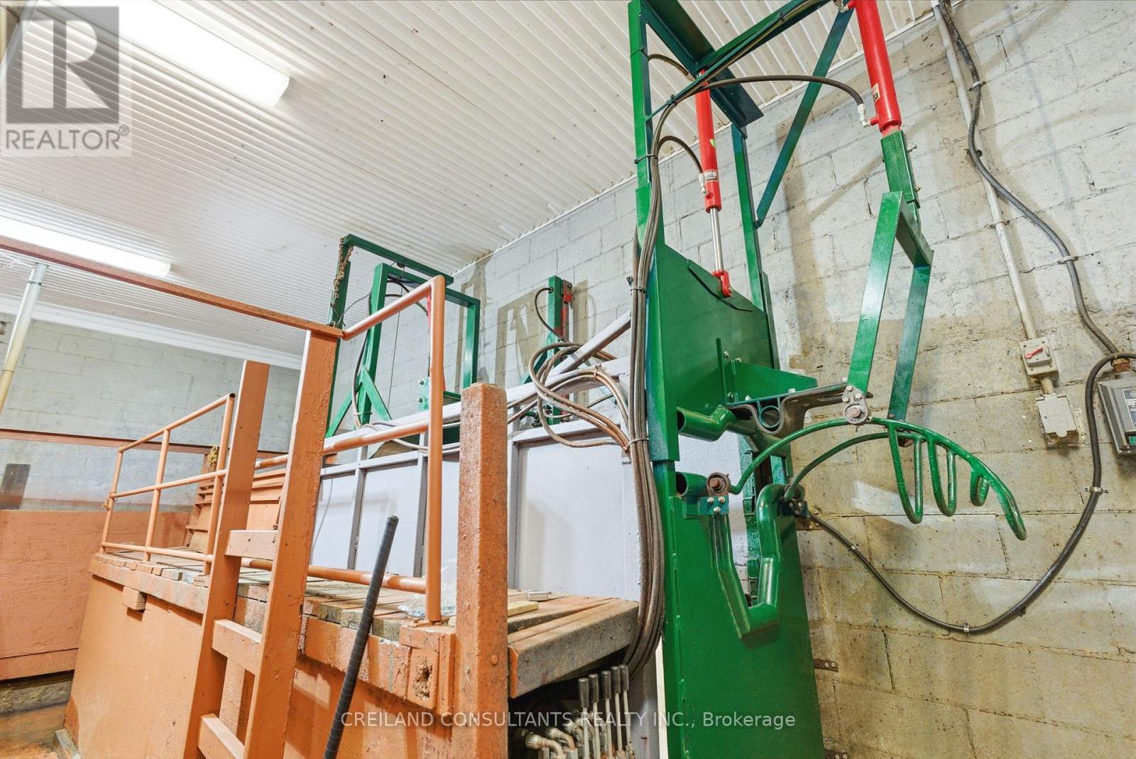 2133 LITTLE BRITAIN ROAD