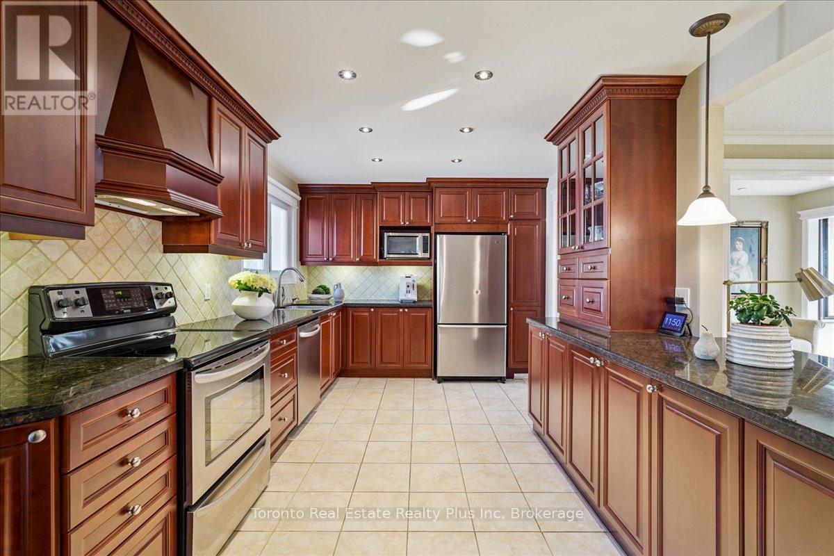 10 SEVILLA BOULEVARD