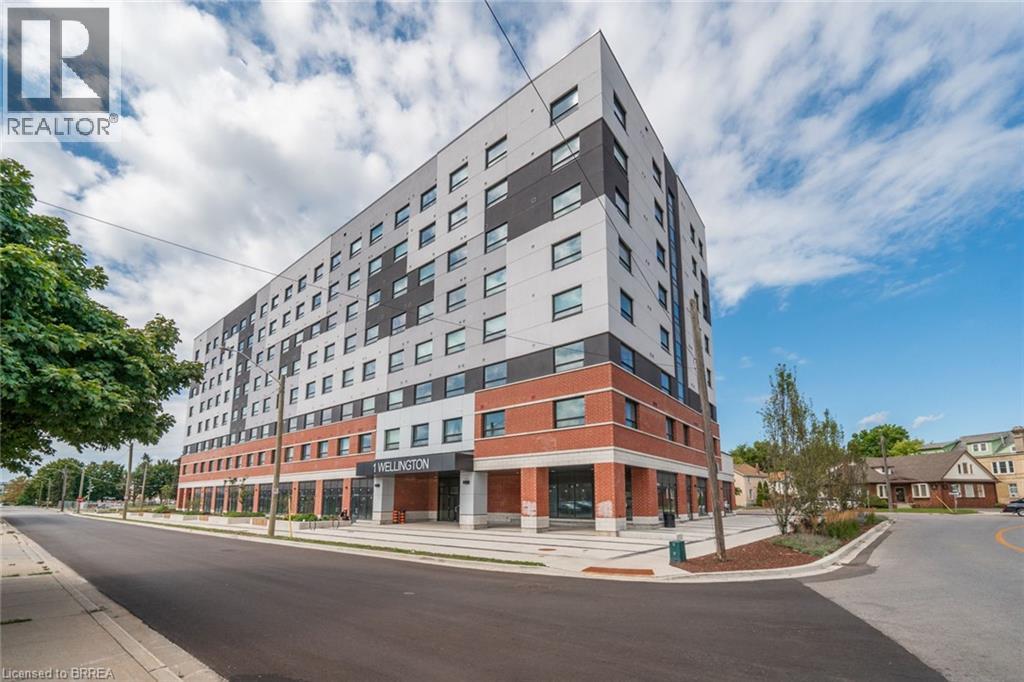 1 WELLINGTON Street Unit# 517