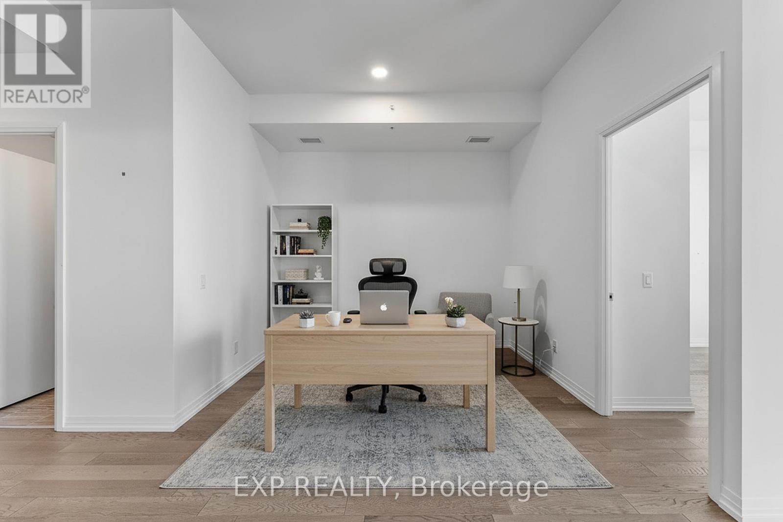 814 - 7711 GREEN VISTA GATE