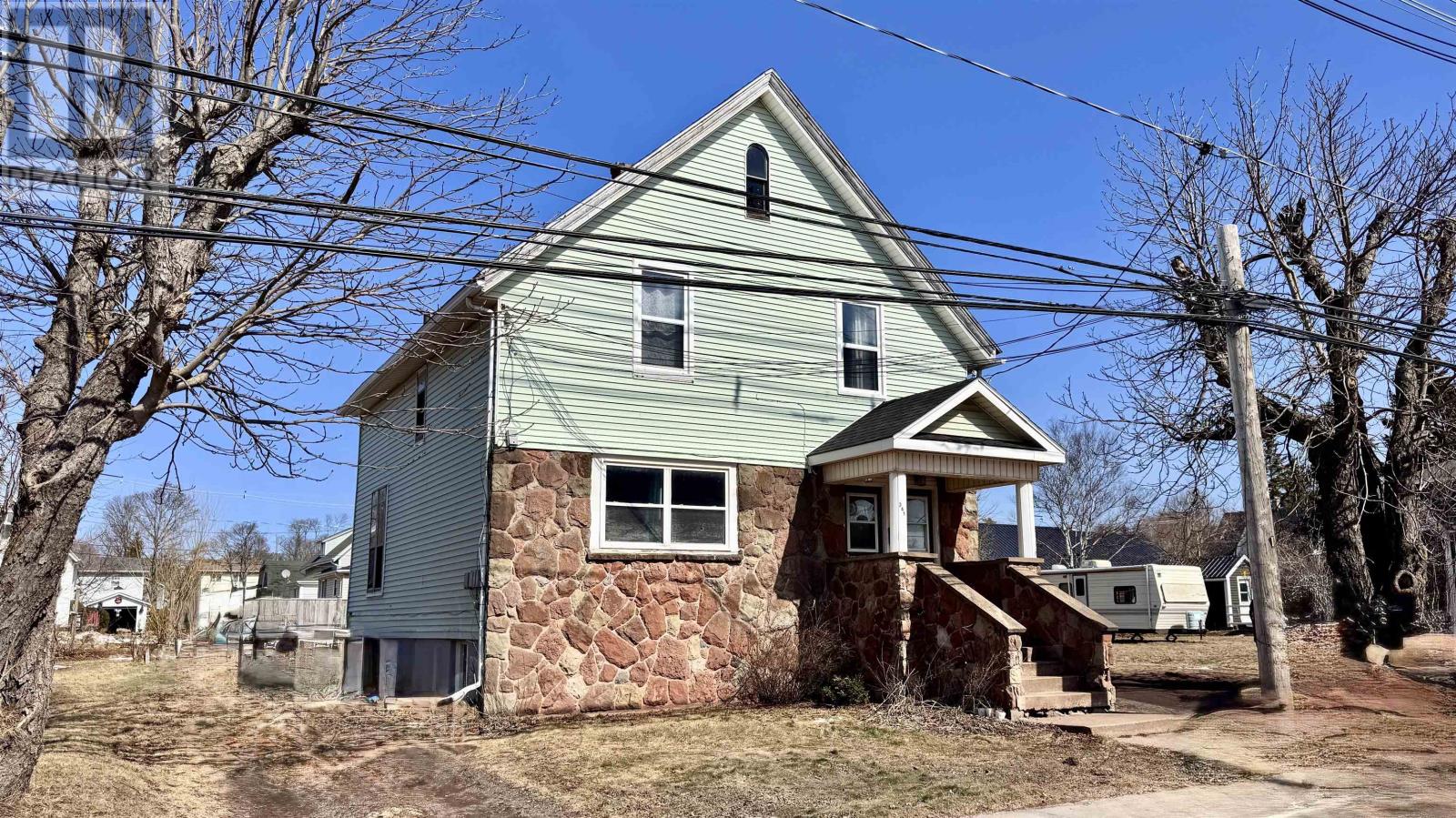 341 Notre Dame Street