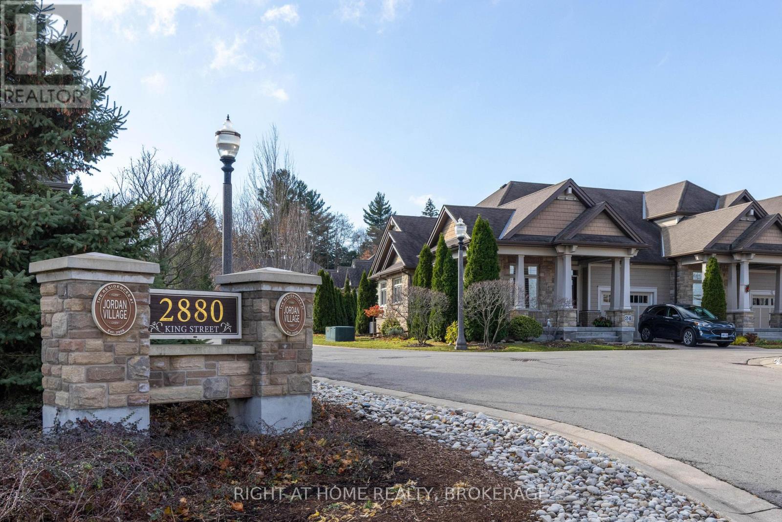 19 - 2880 KING STREET