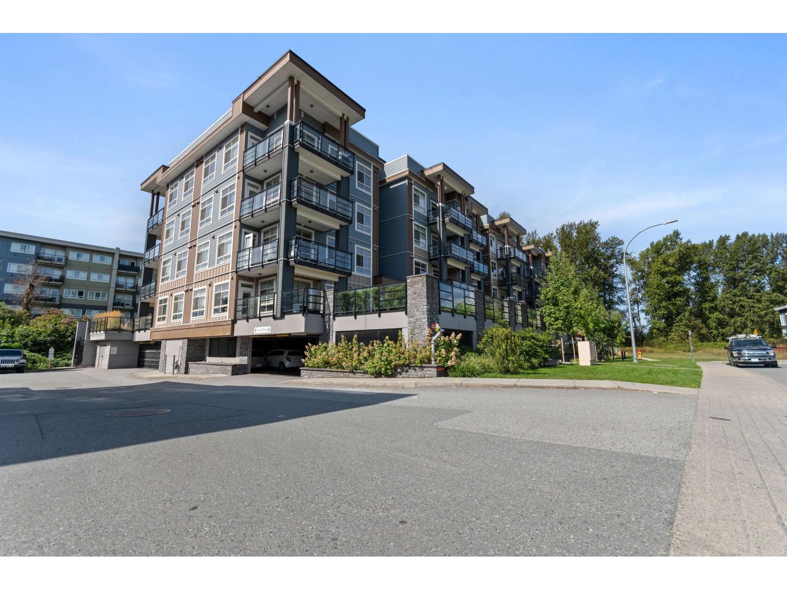 504 45562 AIRPORT ROAD, Chilliwack Proper South