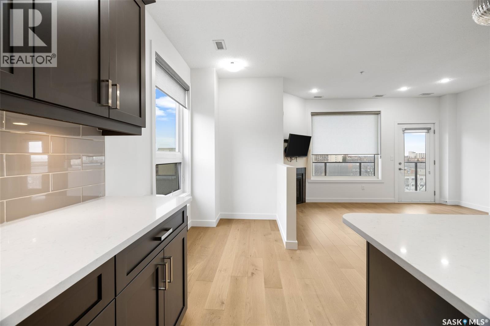 607 2055 Rose STREET