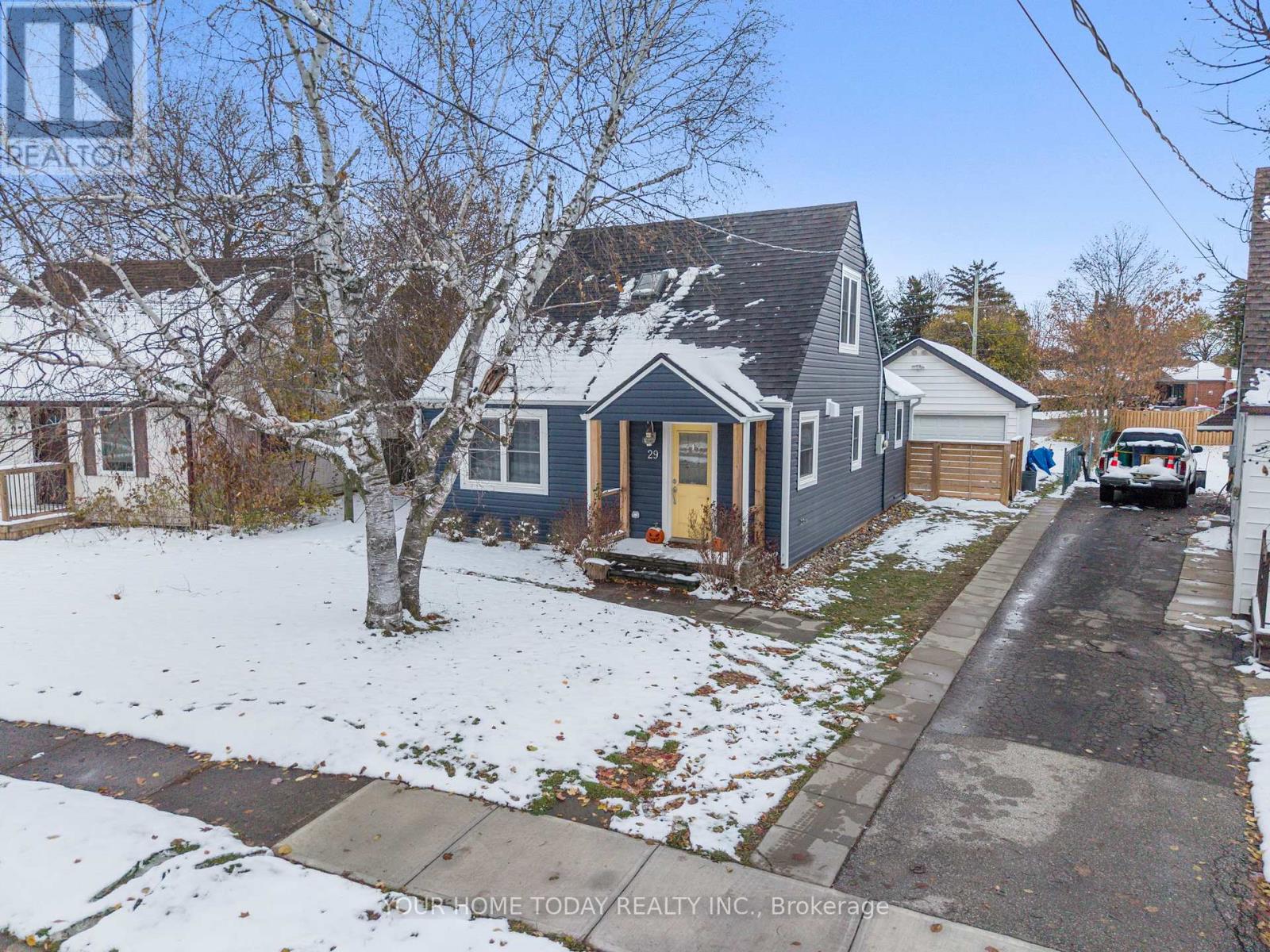 29 NORMANDY BOULEVARD