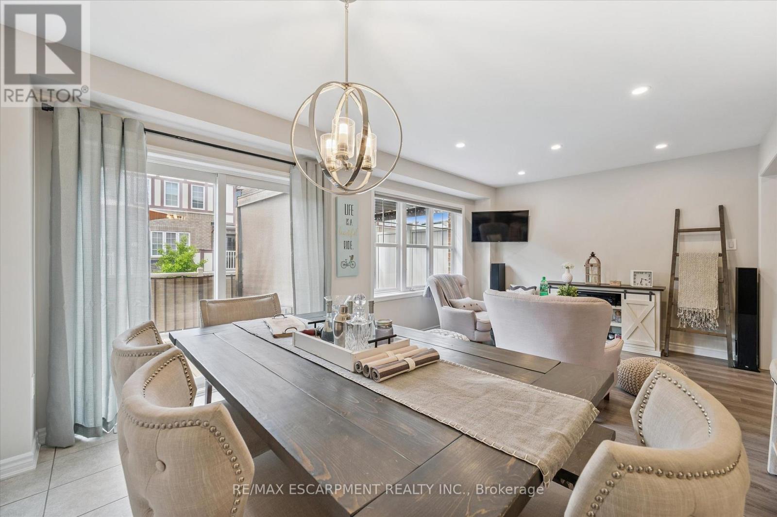 80 - 22 SPRING CREEK DRIVE