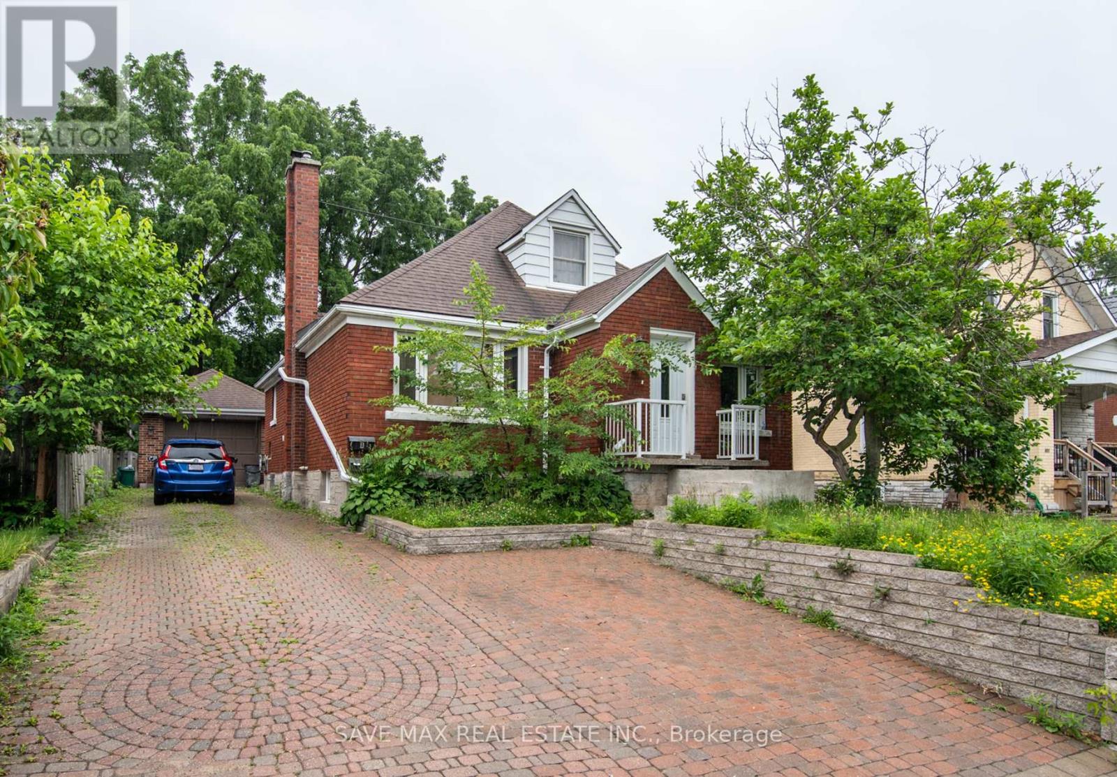 467 STIRLING AVENUE S