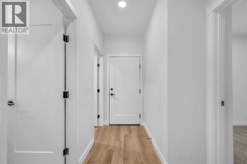 212, 660 Shawnee Square SW