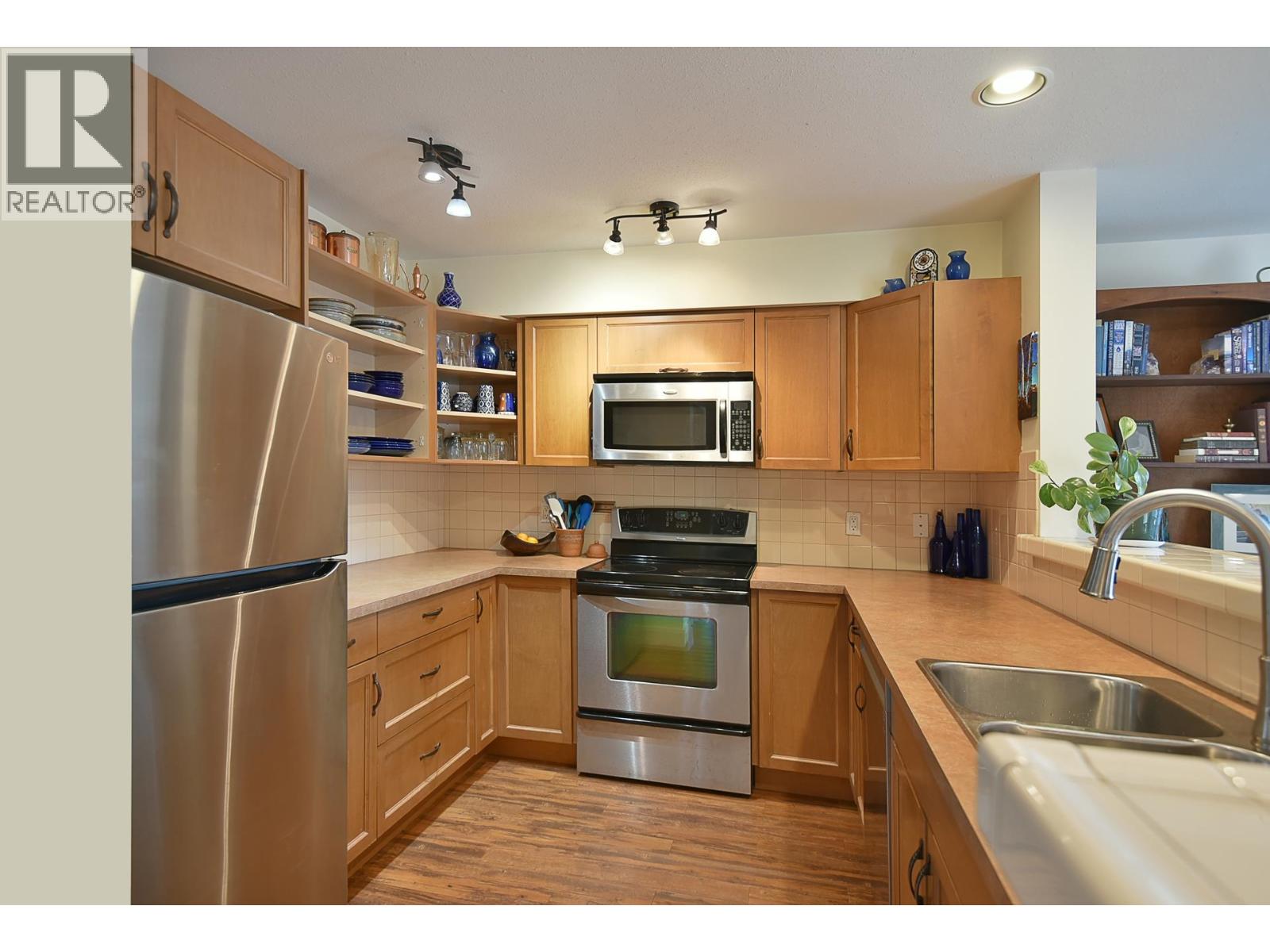 303 5711 EBBTIDE STREET