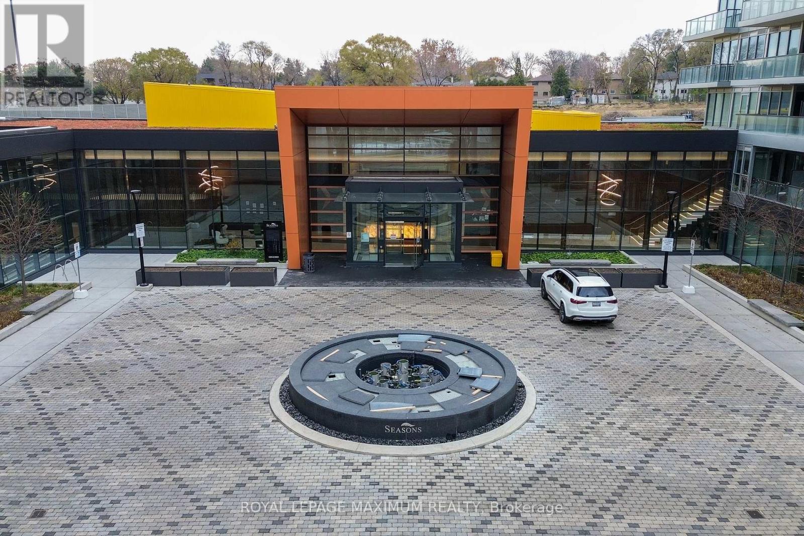 502 - 95 MCMAHON DRIVE