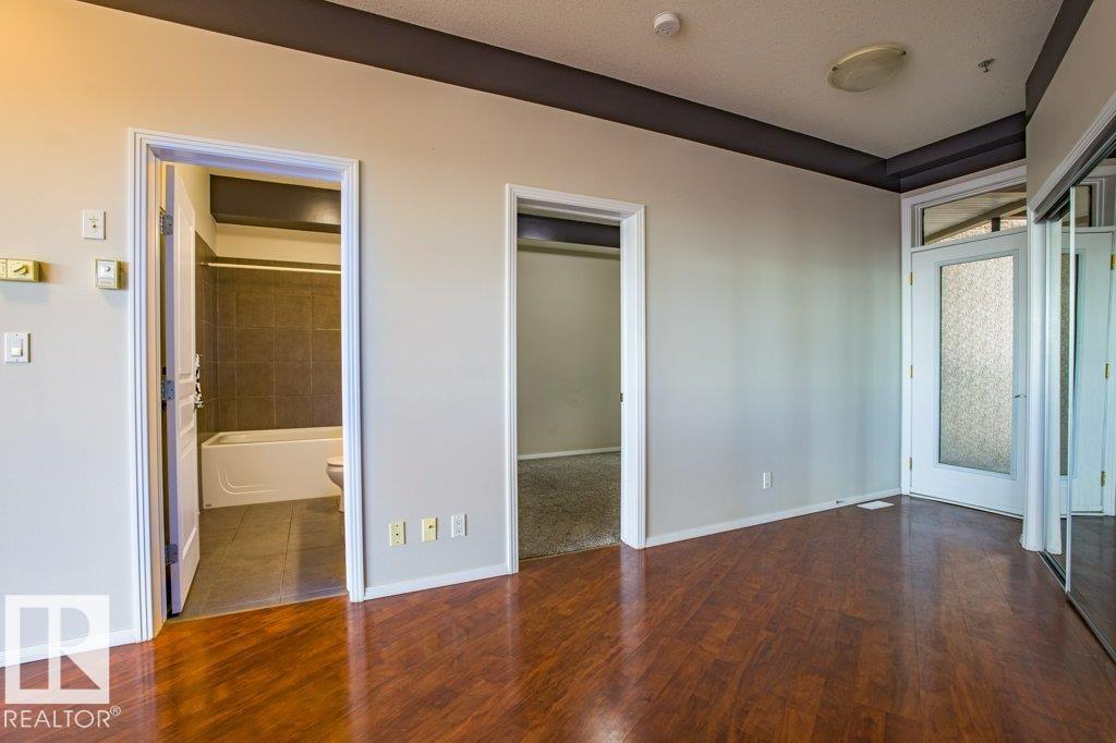 #403 4835 104 A ST NW NW