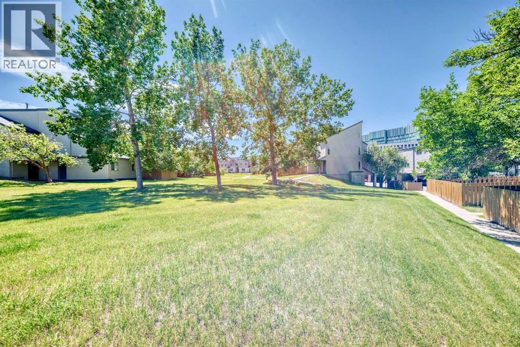 209, 1540 29 Street NW