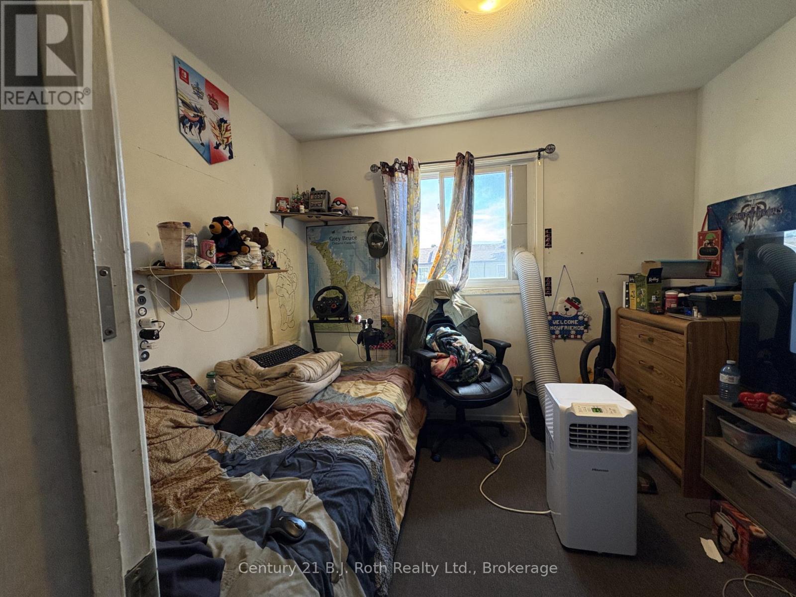 107 - 1095 MISSISSAGA STREET W