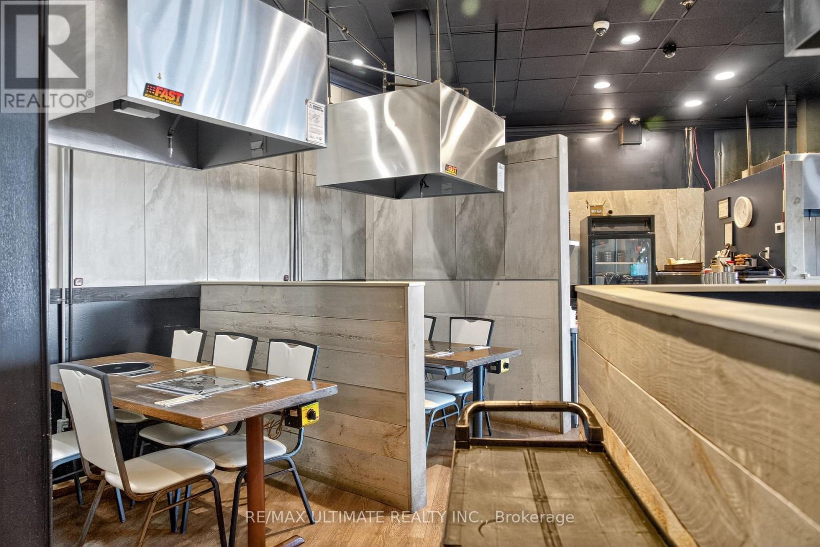 2A & 2B - 100 STEELES AVENUE W