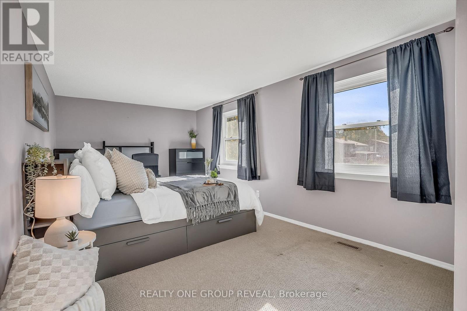 1343 FENELON CRESCENT