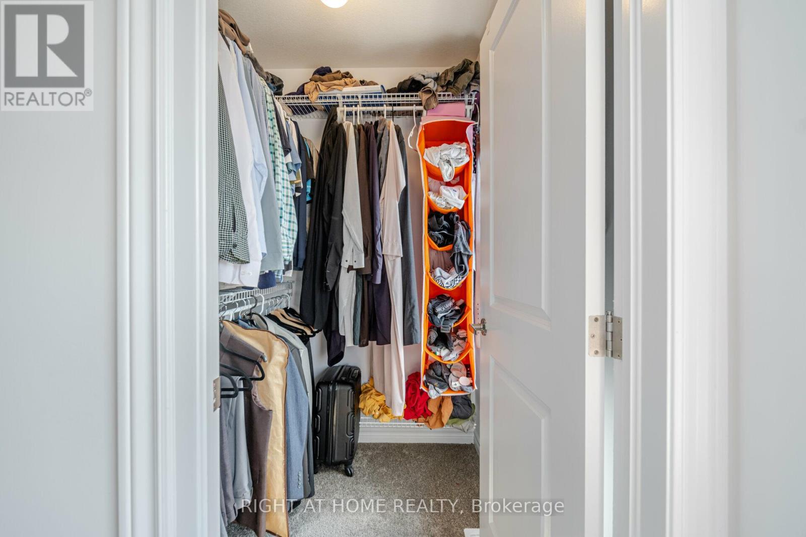 80 - 461 BLACKBURN DRIVE