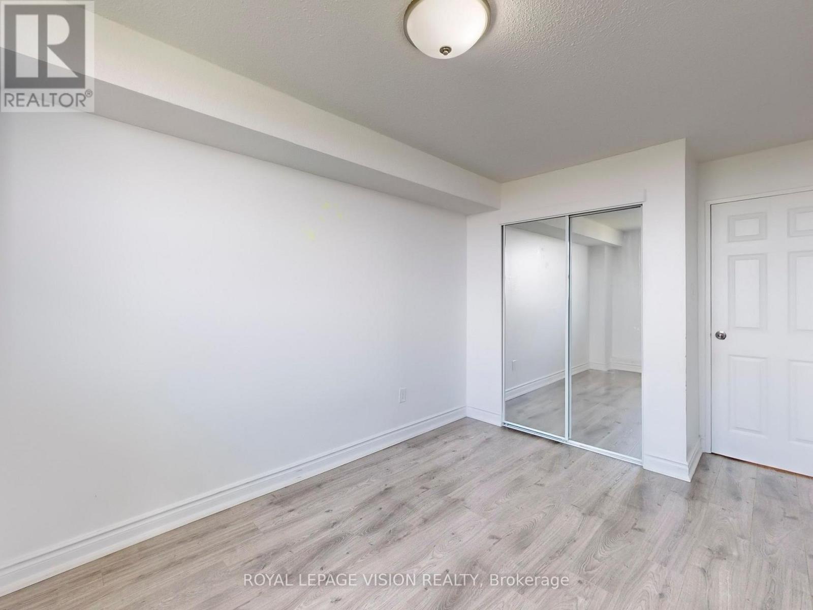 1714 - 100 WINGARDEN COURT