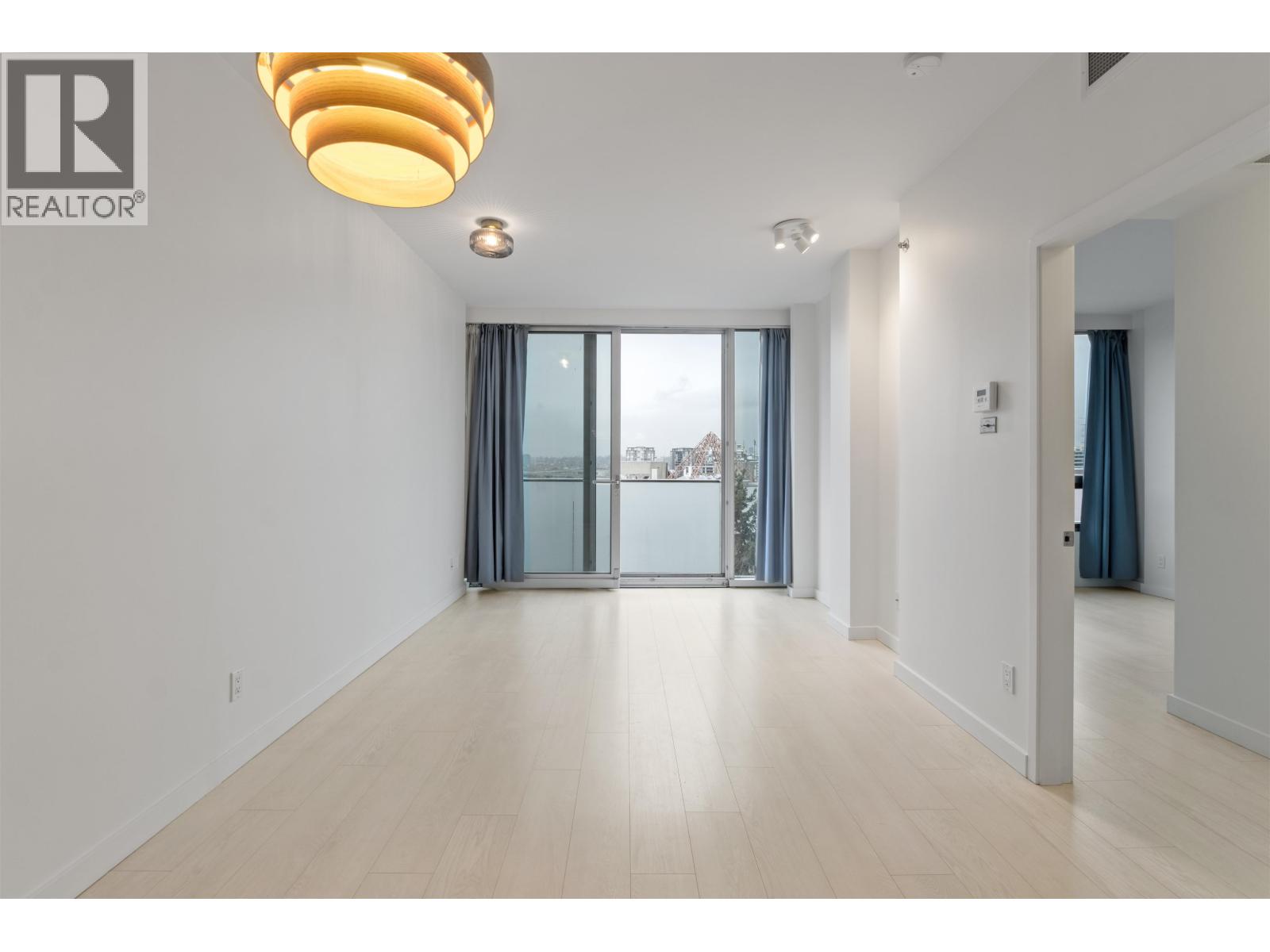 713 8080 CAMBIE ROAD