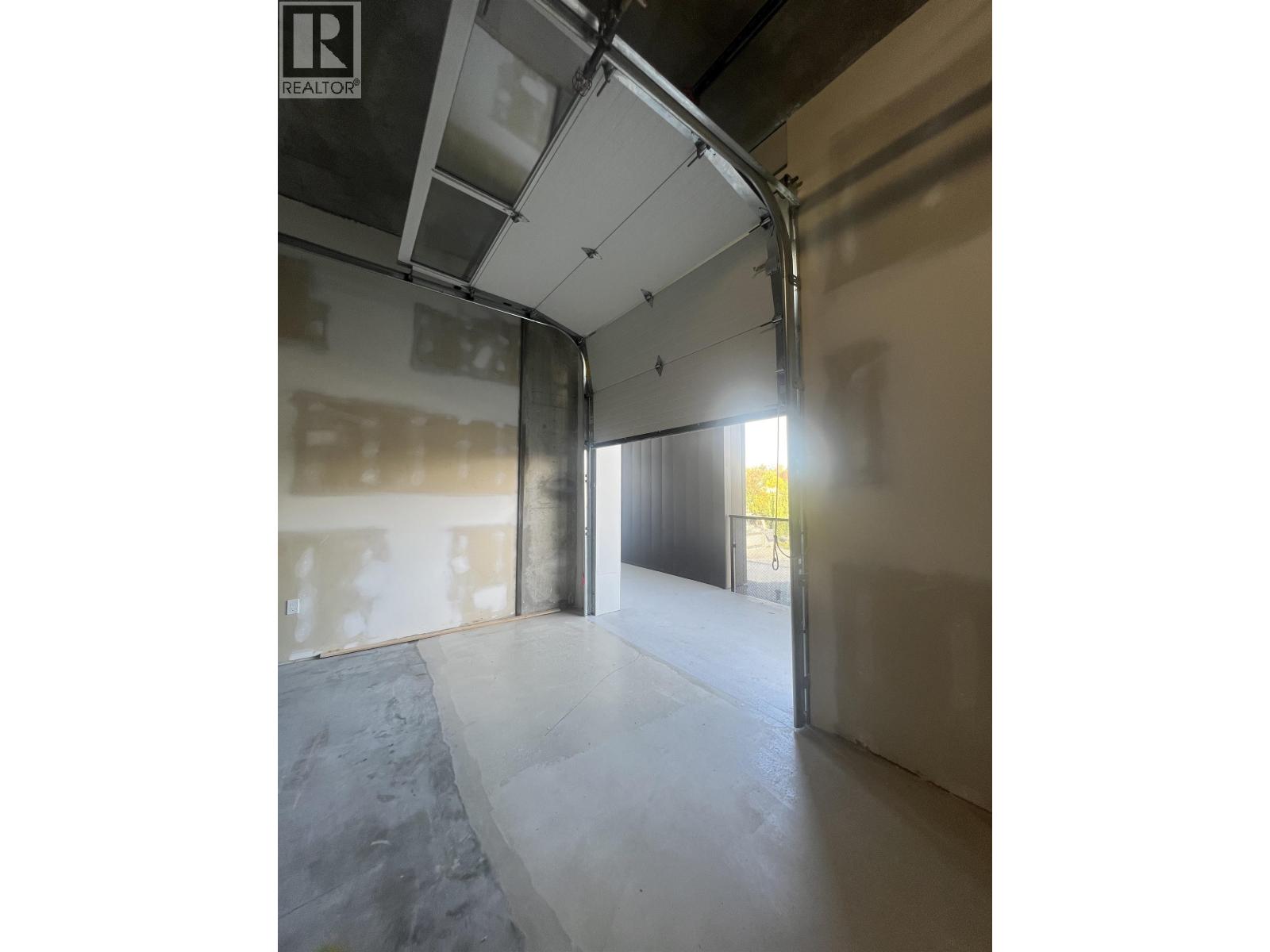 332 8188 MANITOBA STREET