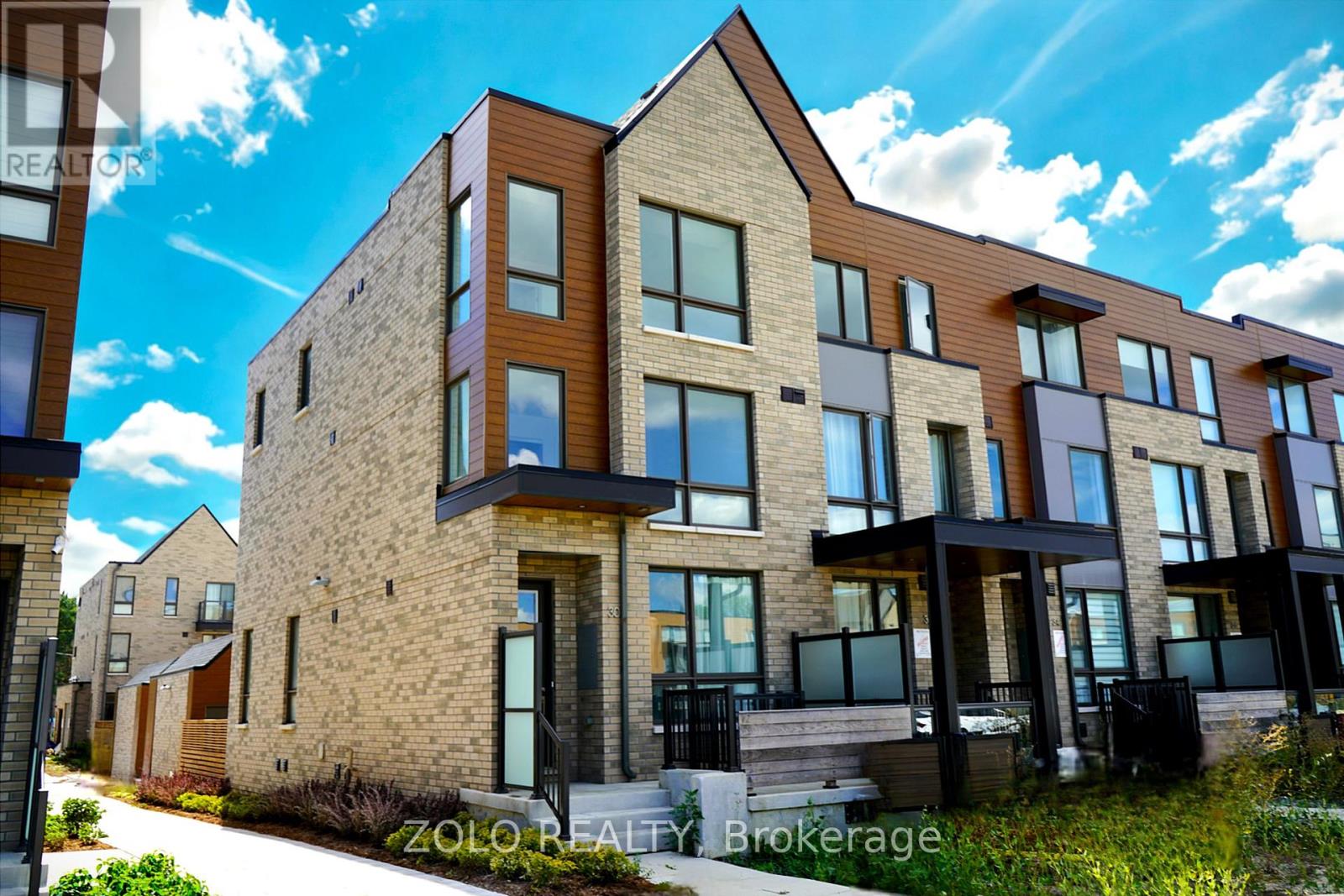 30 DEEP ROOTS TERRACE