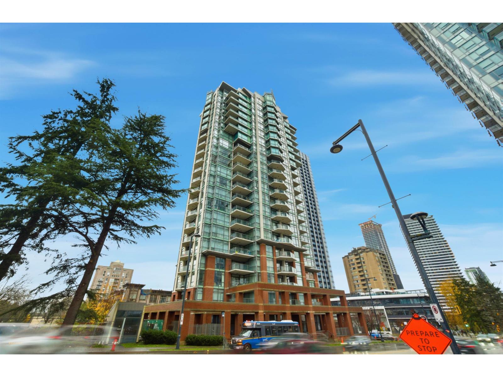 2106 13399 104 AVENUE