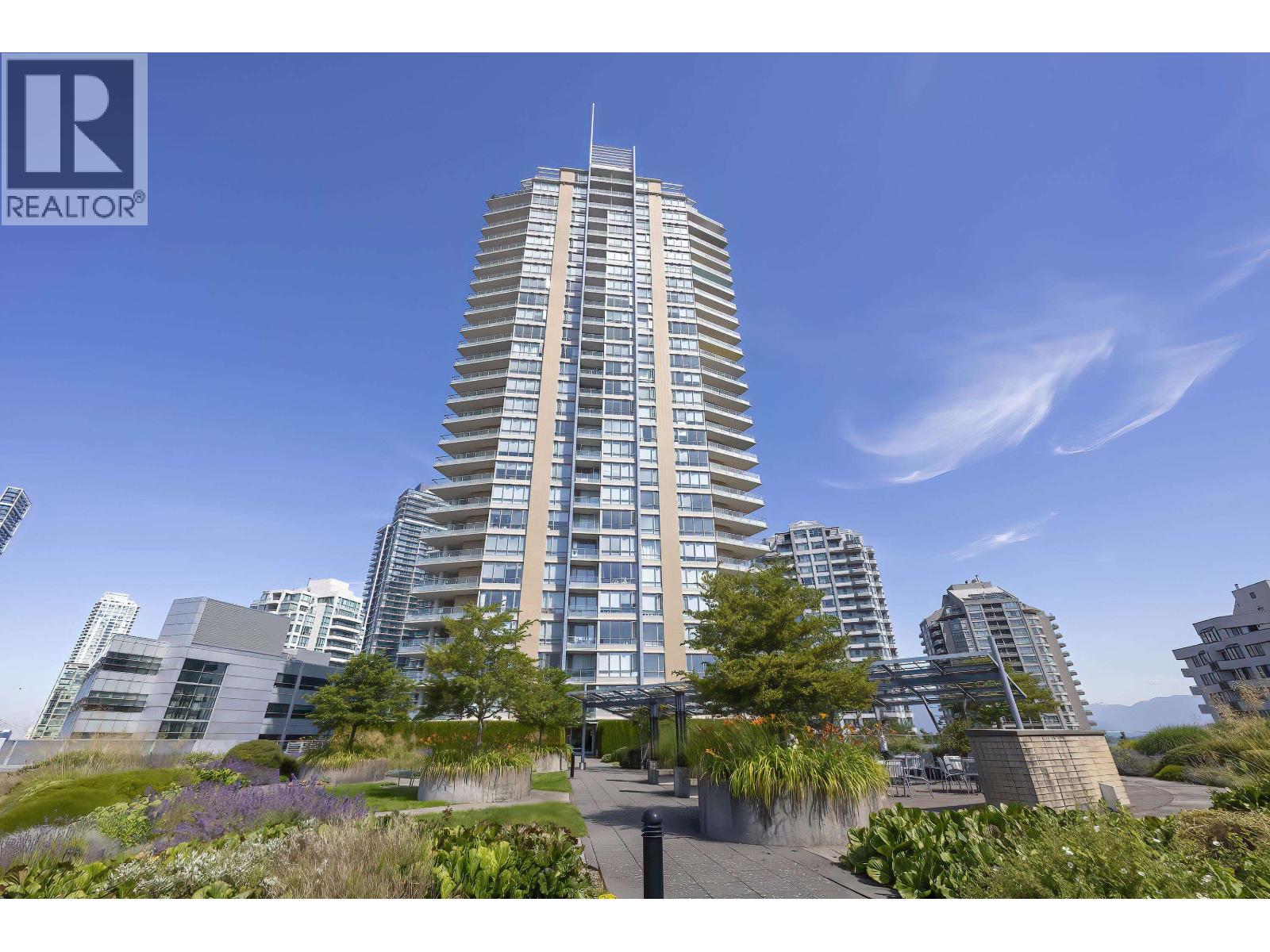 709 4808 HAZEL STREET