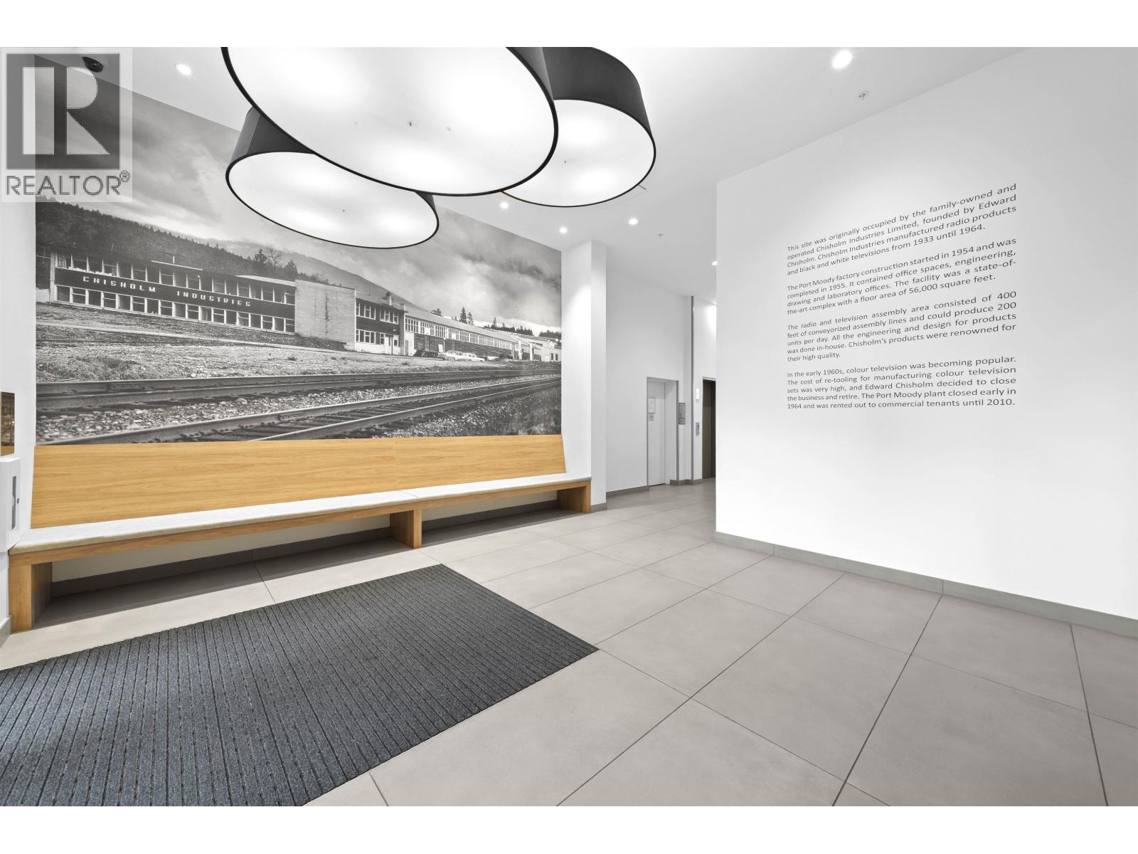 422 3131 MURRAY STREET