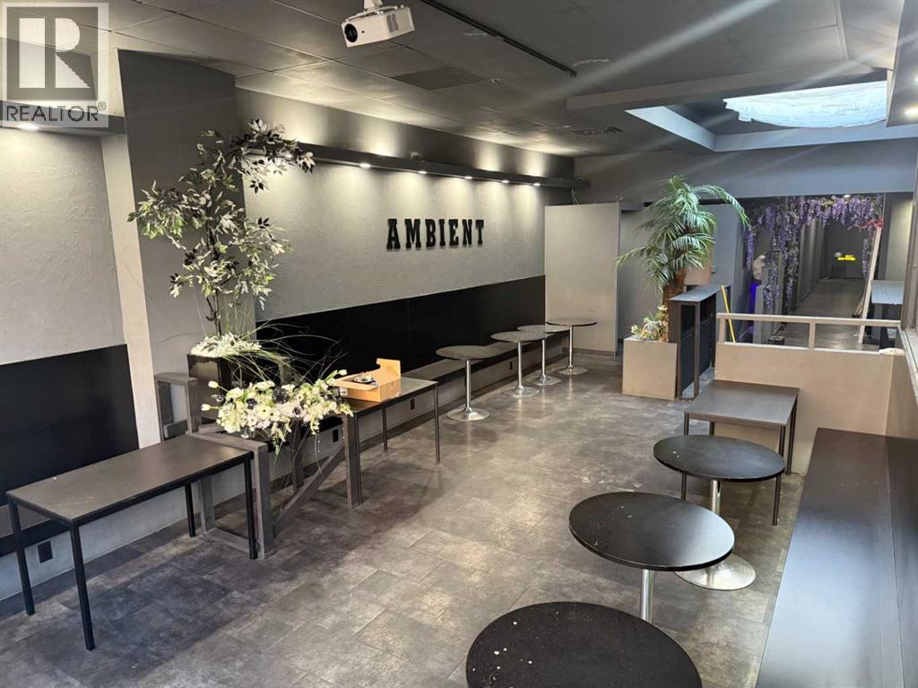 201, 111 2 Avenue SE