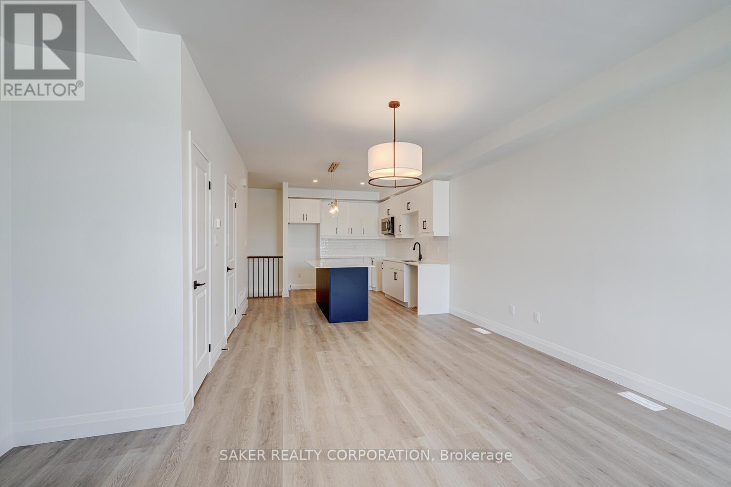 175 - 3900 SAVOY STREET