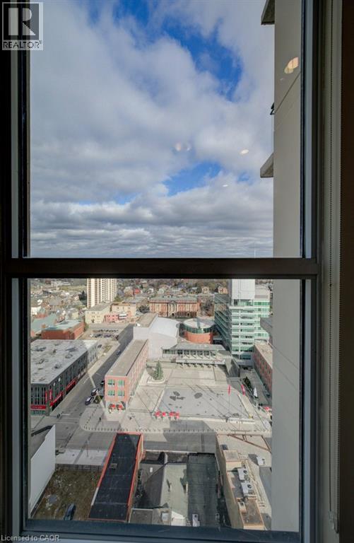 60 CHARLES Street W Unit# 2210