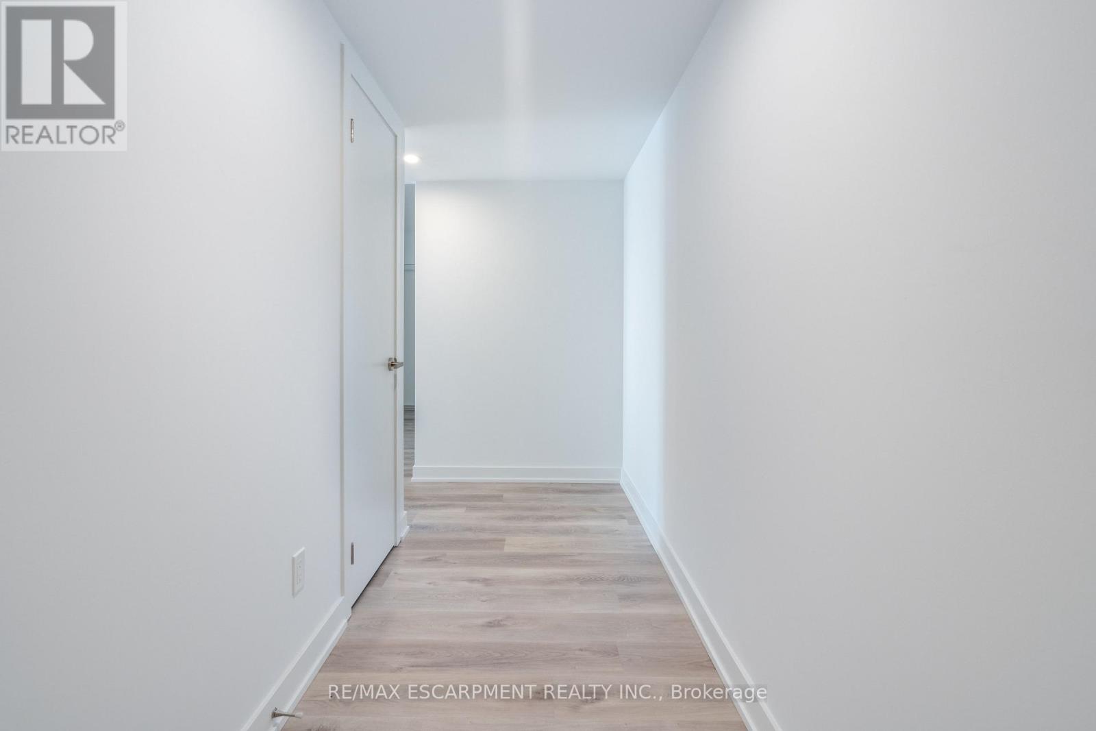 309 - 370 MARTHA STREET