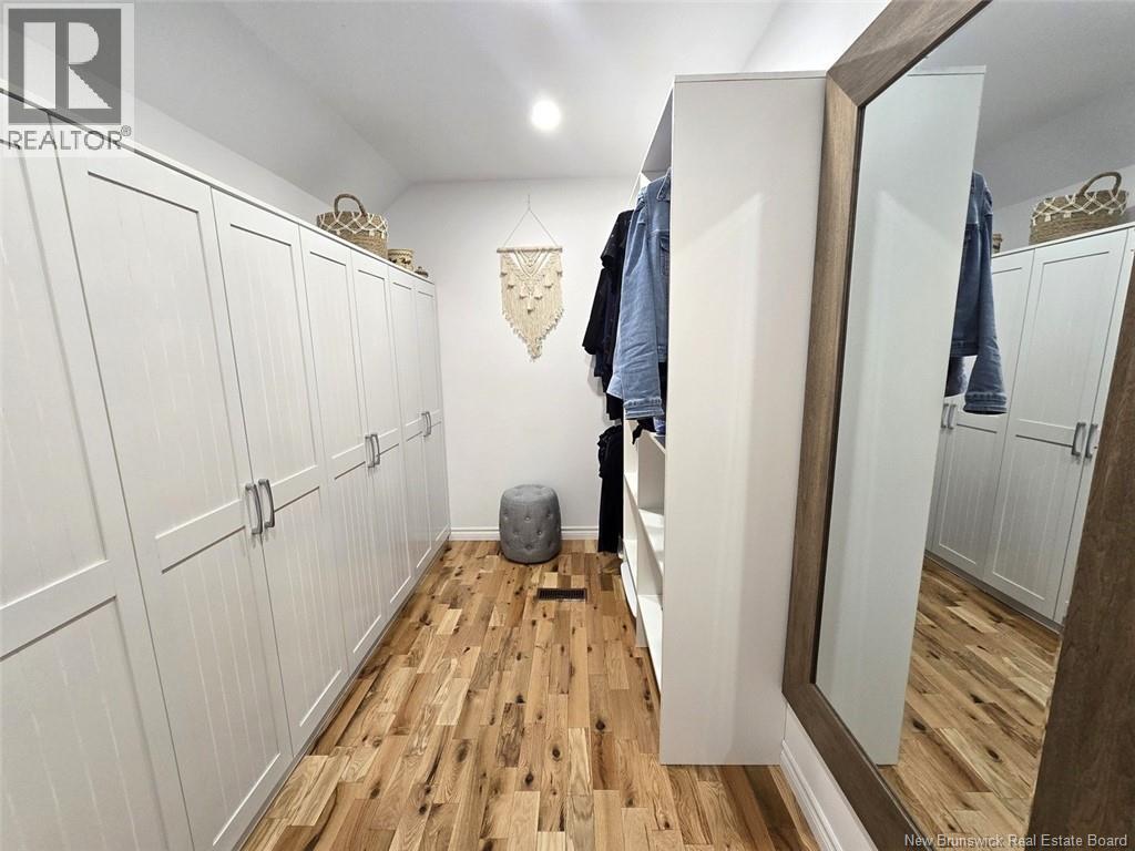 580 De L'Église Road