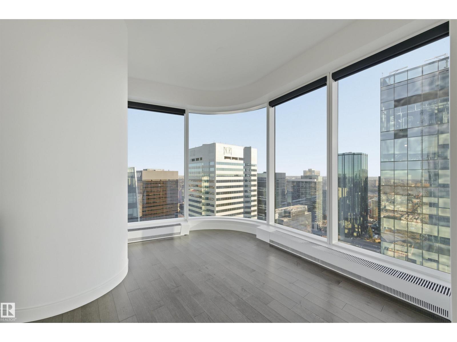 #3208 10360 102 ST NW