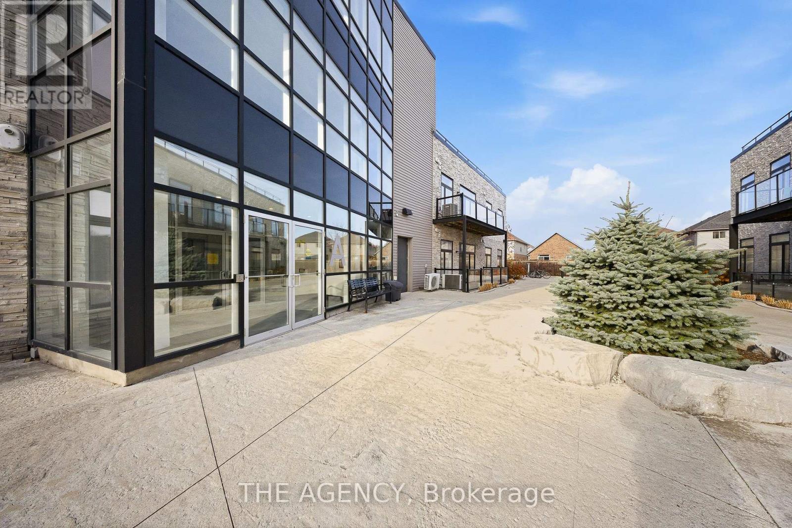 102A - 85 MORRELL STREET