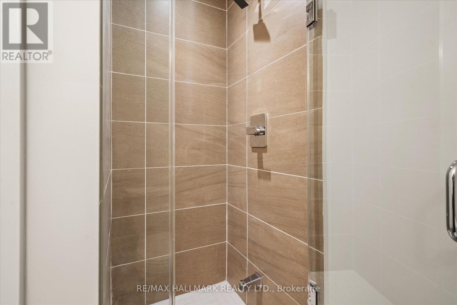 215 - 1350 KINGSTON ROAD