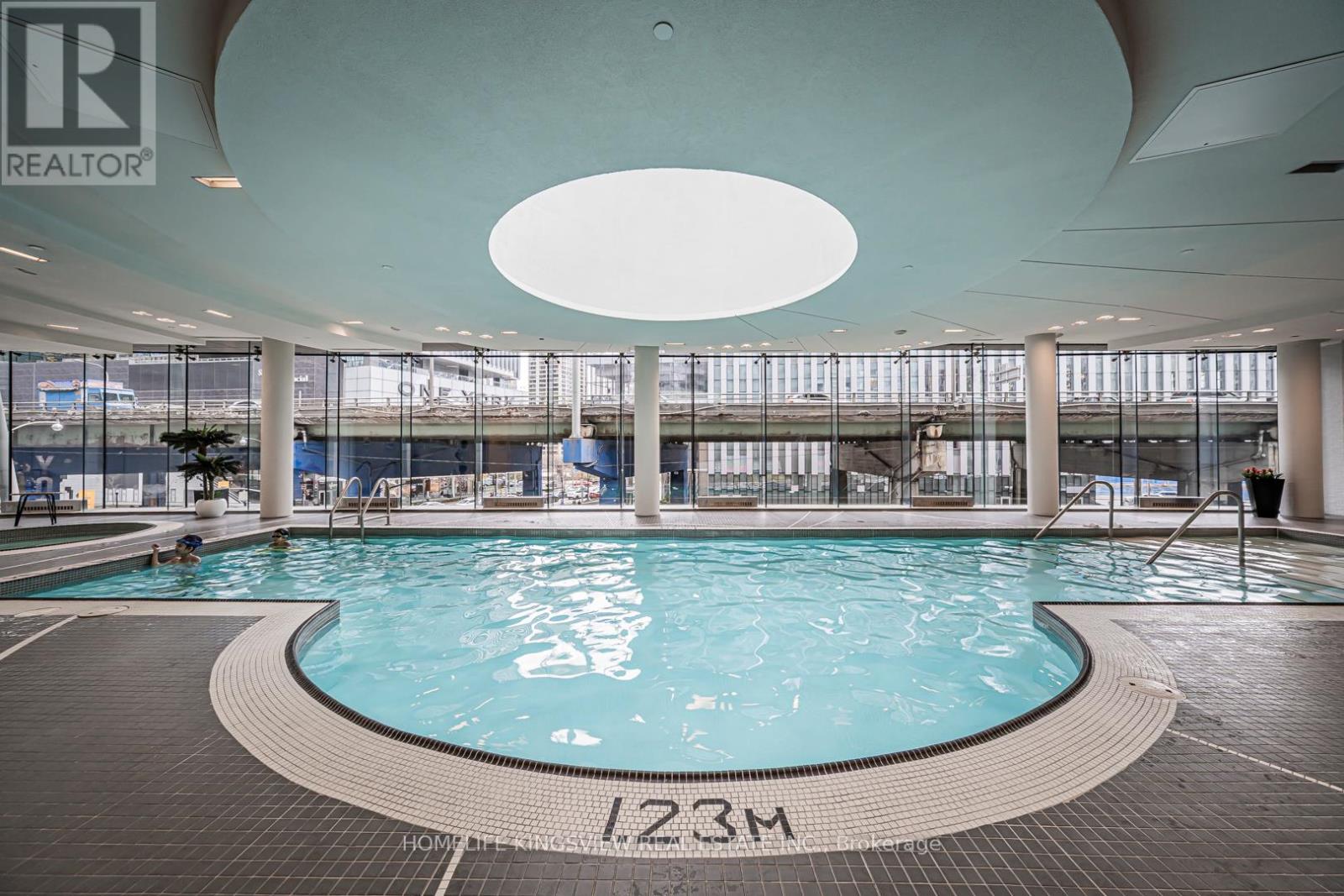 1001 - 12 YORK STREET