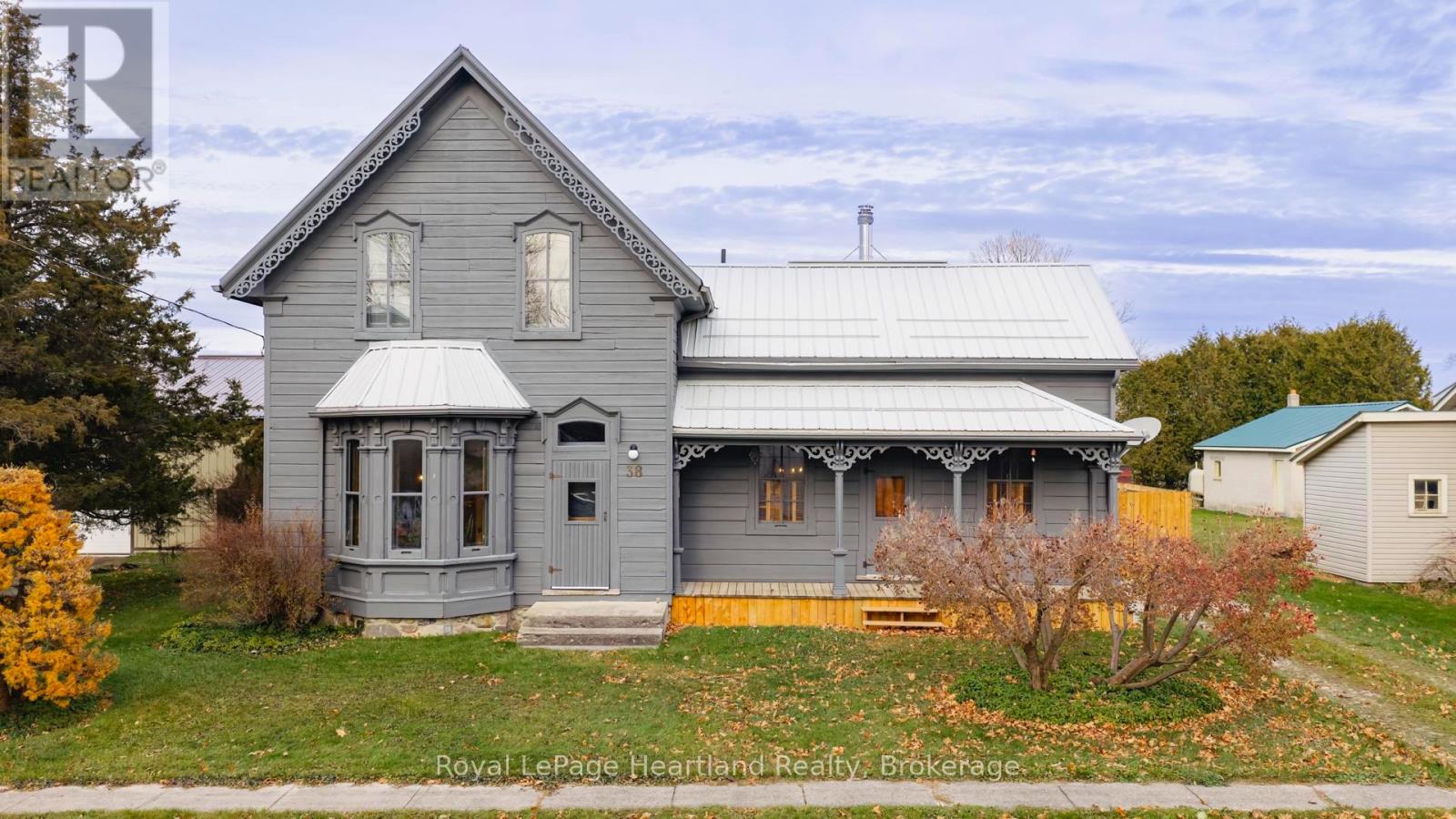 38 ALBERT STREET