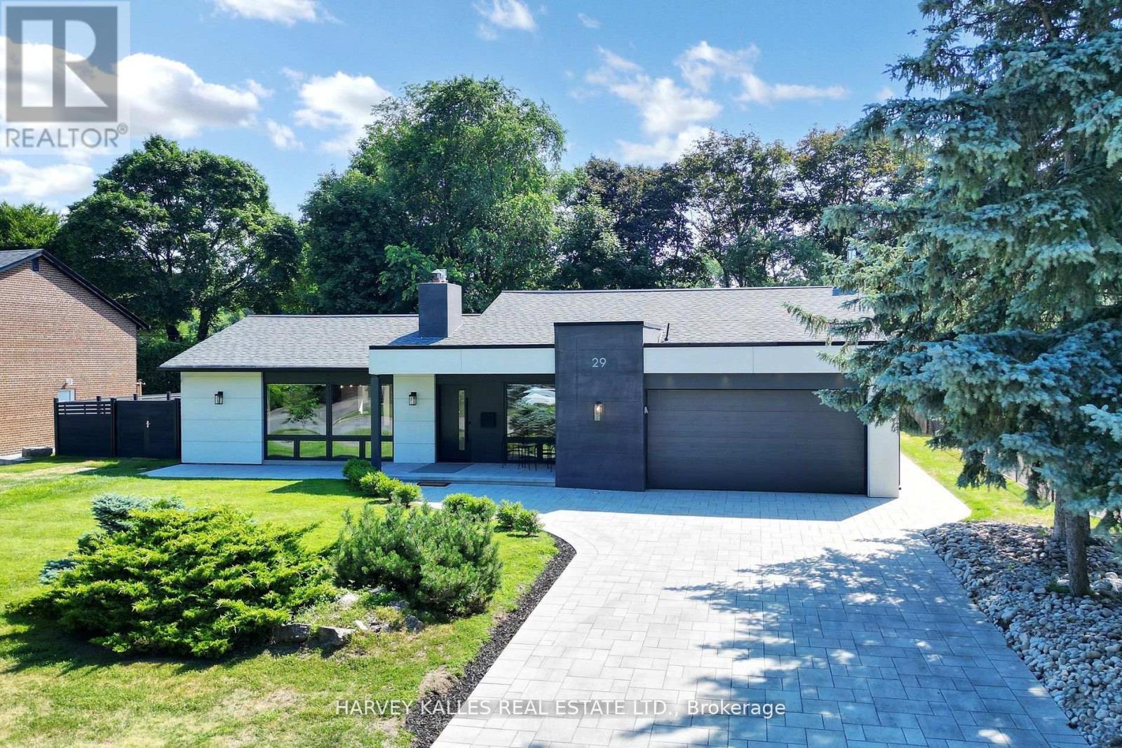 29 PARMBELLE CRESCENT